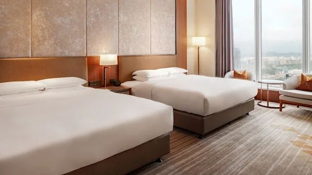 غرفة ديلوكس بسريرين مزدوجين بإطلالة على المدينة، Courtyard by Marriott Taipei 7/10