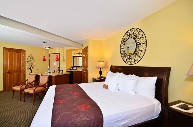 جناح بسرير كينج بحوض جاكوزي، Best Western Plus Kennewick Inn 1/6