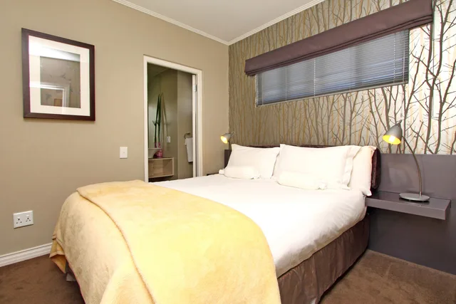 جناح ديلوكس مفرد، The Hyde All-Suite Hotel 2/2