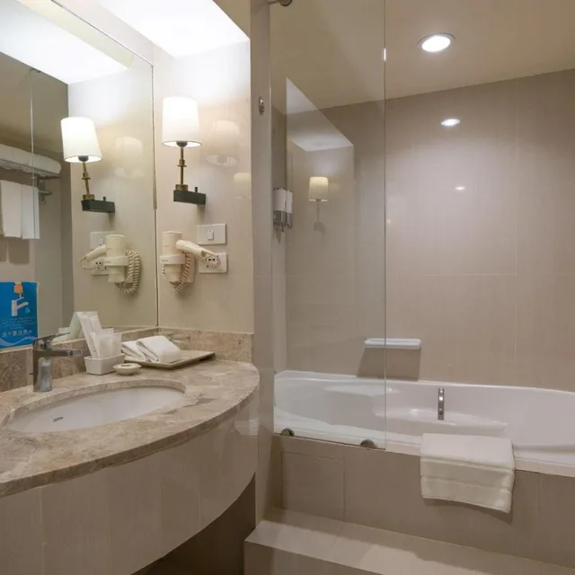 2 Bedrooms, Suite, Silom Serene Boutique 10/10