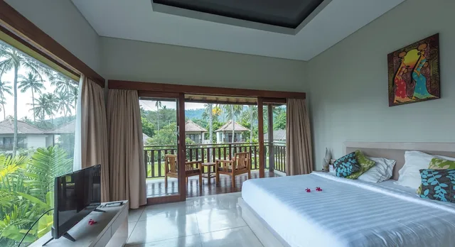 غرفة بسرير كينج بإطلالة على الحديقة، Living Asia Resort Spa Lombok 2/5