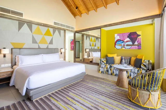 Overwater, Platinum, Villa, King Bed, Hard Rock Hotel Maldives 1/4
