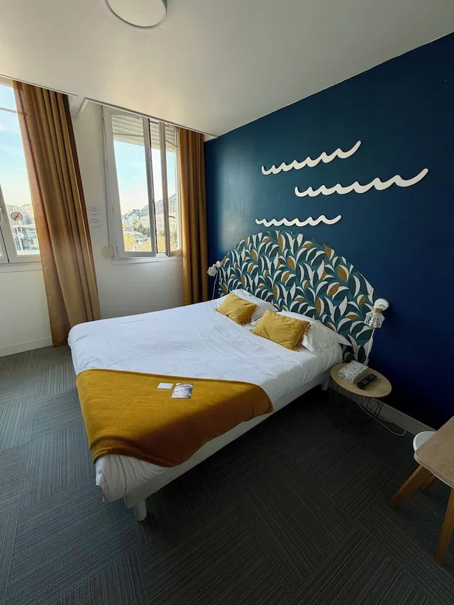 غرفة قياسية بسرير كوين، Citotel Aux Voyageurs 4/5