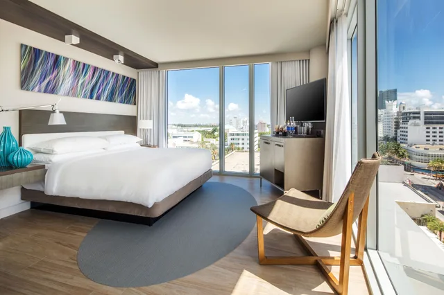 غرفة بسرير كينج، Hyatt Centric South Beach Miami 2/5