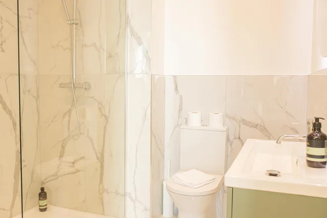 2 Bedrooms, Apartment, 2 Double Beds, Charles Hope Salisbury Centre 10/10