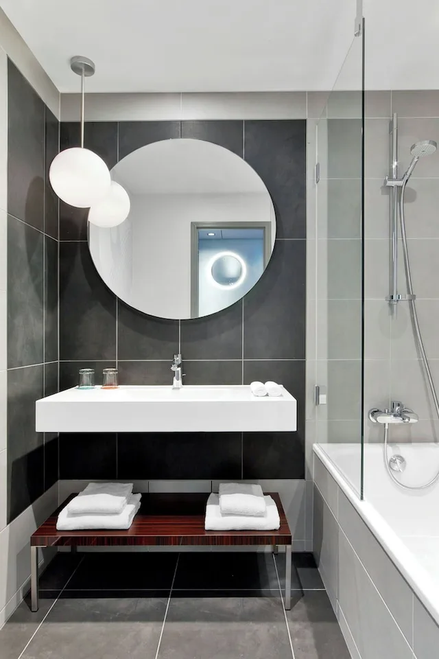 1 Bedroom, Junior Suite, King Bed, Sofa, Le Meridien Paris Arc De Triomphe 3/4