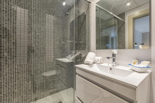 Standard, Double Bed, Balcony or Terrace، Alegria Maripins Hotel 1/2