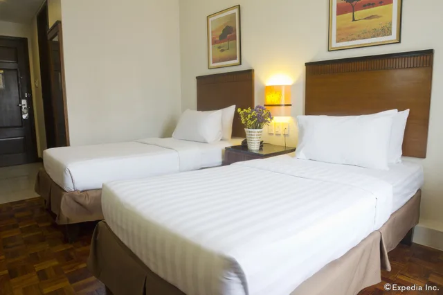 غرفة ديلوكس بريميوم بسرير كوين، Fersal Hotel Neptune Makati 5/10