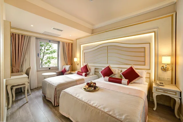 Family, Single Bed, 2 Double Beds, Halifaks Hotel 2/2