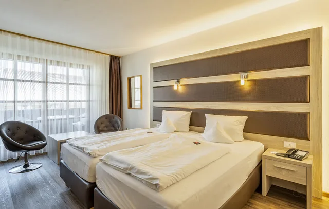 غرفة كومفورت بسرير كوين، ACHAT Hotel Waldkirchen 5/10
