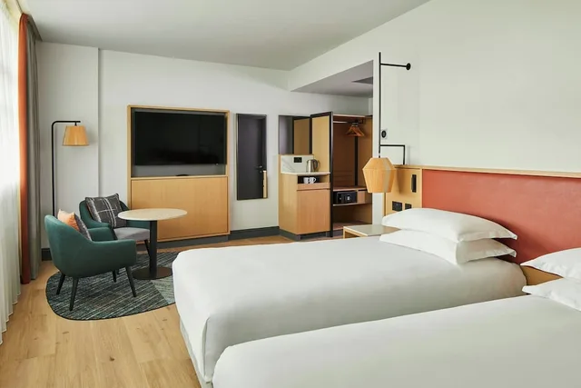 غرفة ديلوكس بسريرين مزدوجين بإطلالة على المدينة، Manchester Piccadilly Hotel 2/6