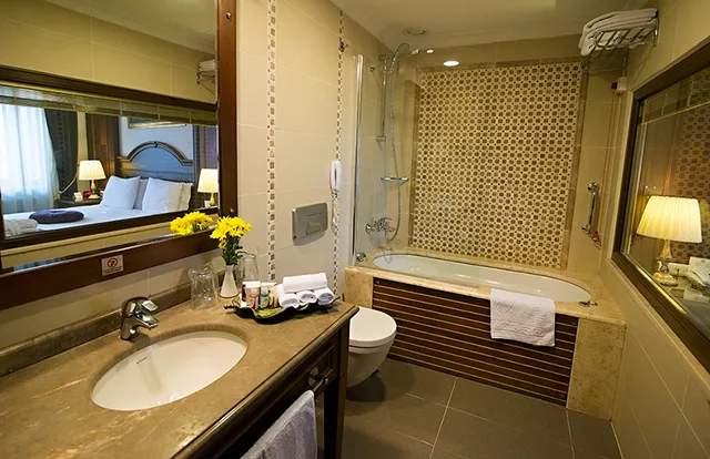 جناح ديلوكس بسرير مزدوج، Glk Premier Regency Suites And Spa 1/1