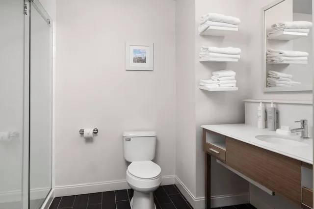 غرفة بسرير كينج لذوي الإعاقة، Hampton Inn Morristown 3/5