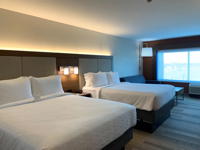 جناح بسريرين، HOLIDAY INN EXPRESS & SUITES DANVILLE 2/3