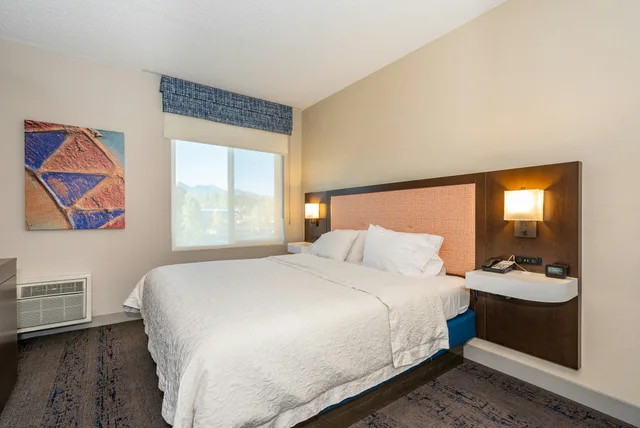 جناح بسرير كينج، Hampton Inn And Suites Flagstaff 1/5