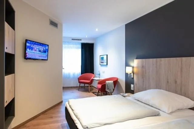 Superior, King Bed, Egon Hamburg City 1/6