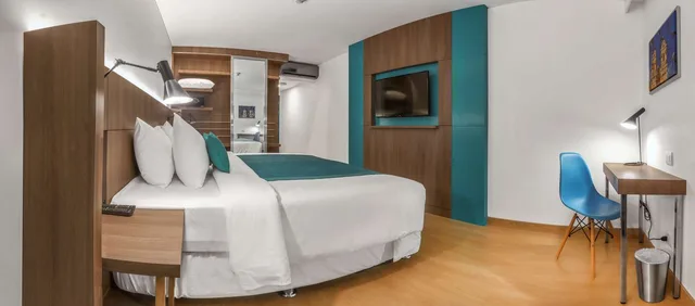 غرفة قياسية بسرير كينج مع سرير إضافي، Libre Hotel BW Signature Collection 5/6