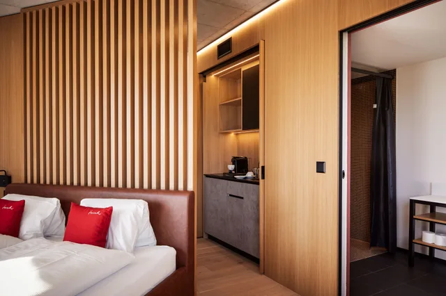 غرفة قياسية بسرير كينج بمطبخ صغير، Tailormade Hotel RIGIBLICK Kussnacht 3/4