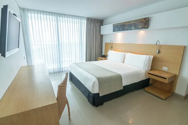 غرفة قياسية بسرير كوين، Sonesta Hotel Cartagena 3/7