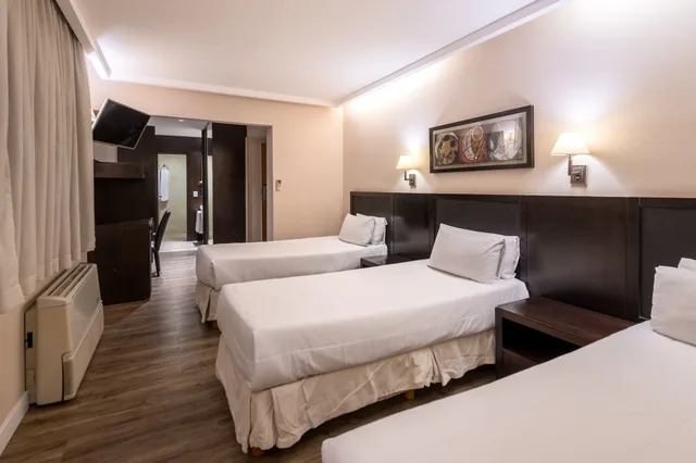 غرفة قياسية ثلاثية بسرير مزدوج وسرير فردي، Exe Hotel Colon 2/10