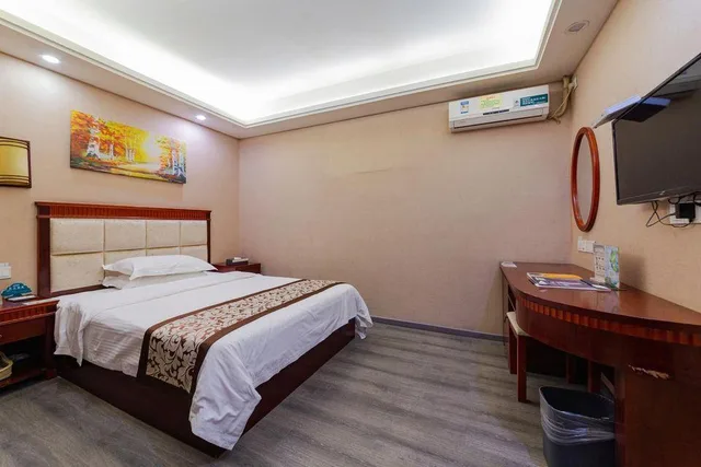 غرفة بسرير مزدوج، GREENTREE INN HUIZHOU CHENJIANG INTERCITY RAIL STATION HOTEL 2/2