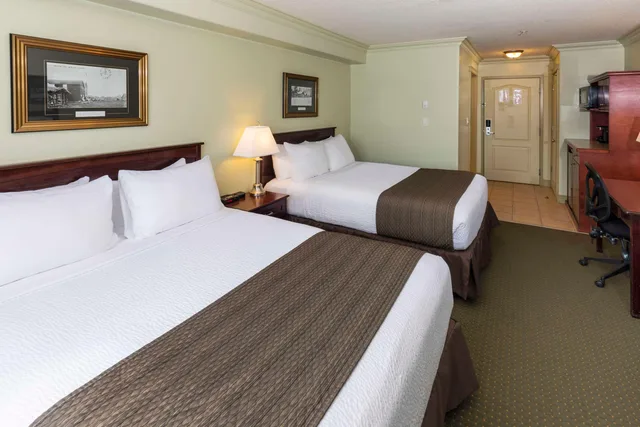 غرفة بسريرين كوين، Quality Inn & Suites Whitecourt 1/5