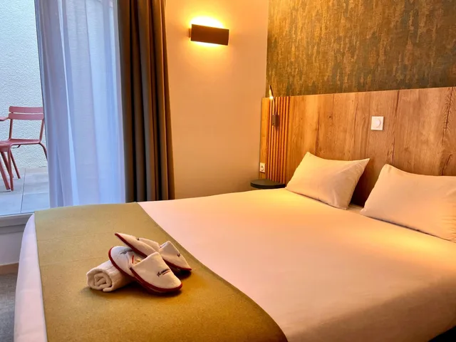 غرفة كومفورت بسرير مزدوج، Hotel the Originals Narbonne Le Puech 1/3