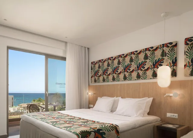 Double Room - Deluxe - Side Sea View، High Beach Resort & Spa 2/6