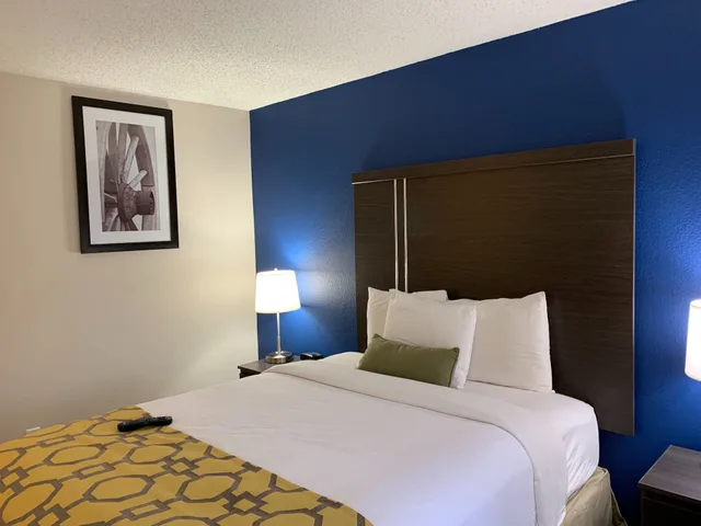 غرفة بسرير كوين، Baymont By Wyndham Casa Grande 1/8