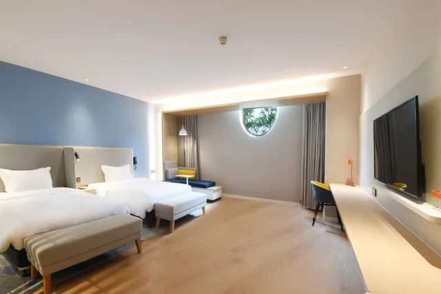Standard, Twin Beds, Extra Floor Space، Holiday Inn Express Tianjin Binhai an IHG Hotel 2/3