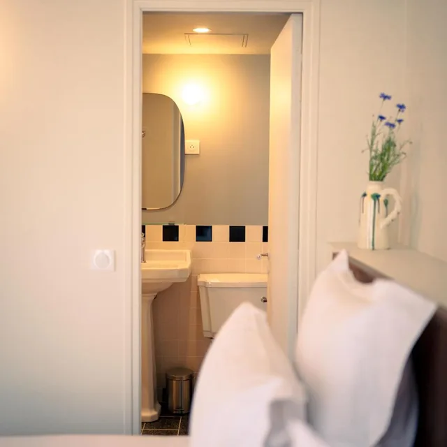 Superior, Triple, HOTEL CAMELIA INTERNATIONAL 4/5