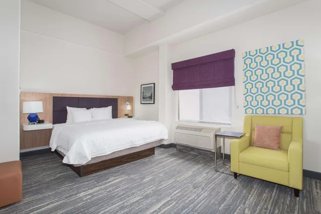 جناح بسرير كينج، Hampton Inn Suites Parker 1/4