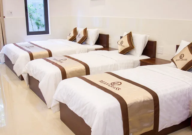 غرفة ديلوكس عائلية بسرير مزدوج وسريرين منفصلين بشرفة، Bean Grass Homestay 5/7