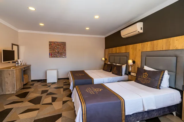 غرفة سوبيريور ثلاثية، AKKAN LUXURY HOTEL 1/10