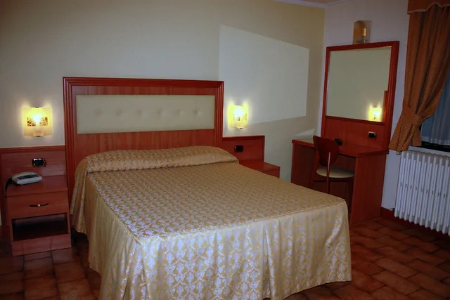 غرفة اقتصادية بسرير مزدوج، Piccolo Hotel 1/4
