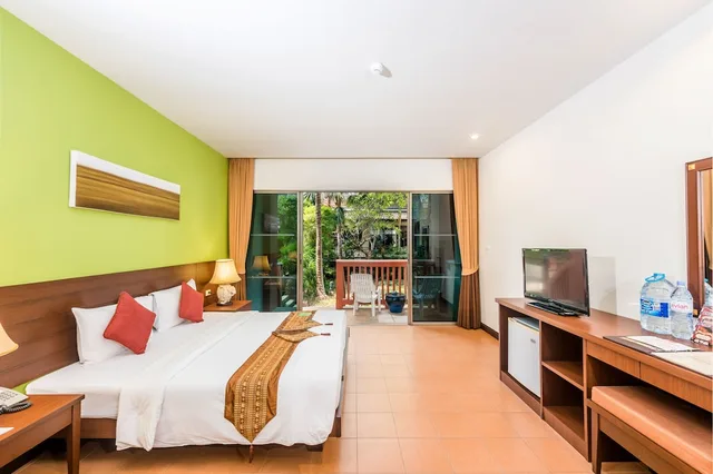 Greenery, Twin Beds، Kata Sea Breeze Resort 4/10