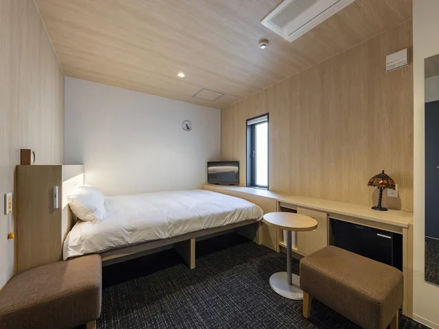 Private, Queen Bed, Accessible، WeBase Hiroshima 3/3