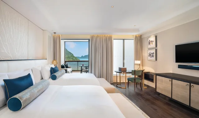 غرفة بسريرين مزدوجين بإطلالة على البحر، The St Regis Langkawi 1/3