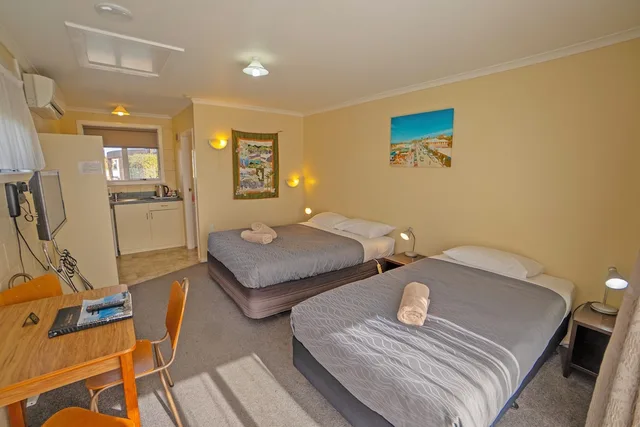 استوديو عائلي بسرير كوين وسرير فردي، Kaikoura Motor Inn 2/6