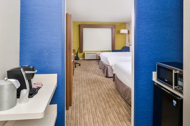 جناح بسريرين كوين، Holiday Inn Express Suites Ogallala 5/5