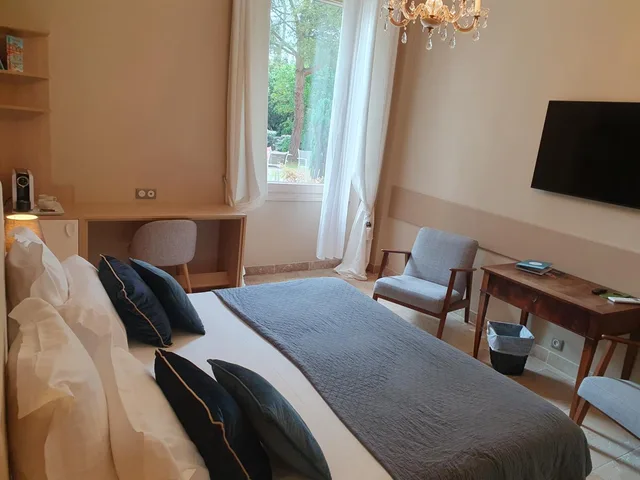 غرفة سوبيريور بسريرين منفصلين، Relais Du Silence Residence de Rohan 6/6