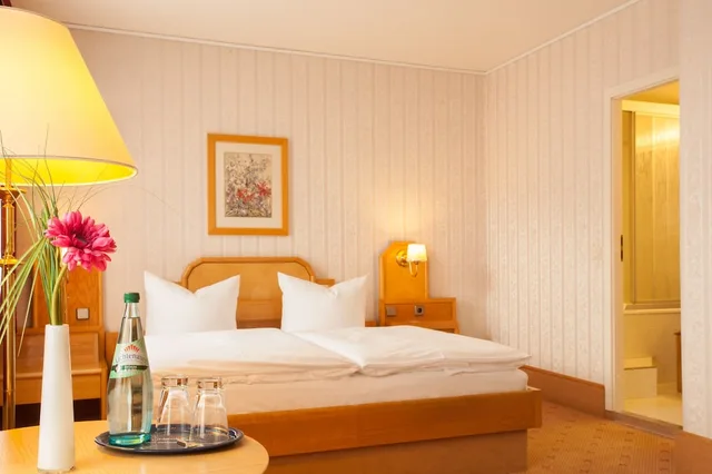 جناح بسرير كوين، Hotel Kastanienhof Berlin 5/10