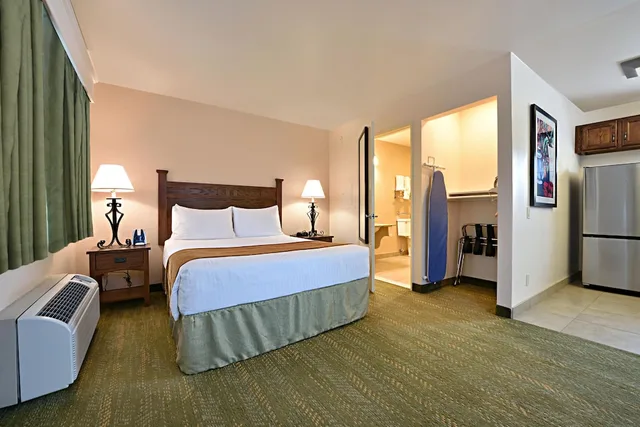 غرفة مفردة بسرير كوين بمطبخ لذوي الإعاقة، Lamplighter Inn Suites At Sdsu 3/4