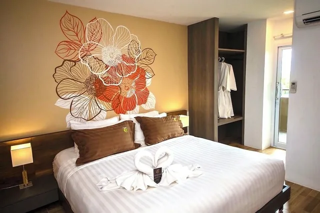 جناح جونيور بسرير مزدوج، Trat City Hotel 1/2