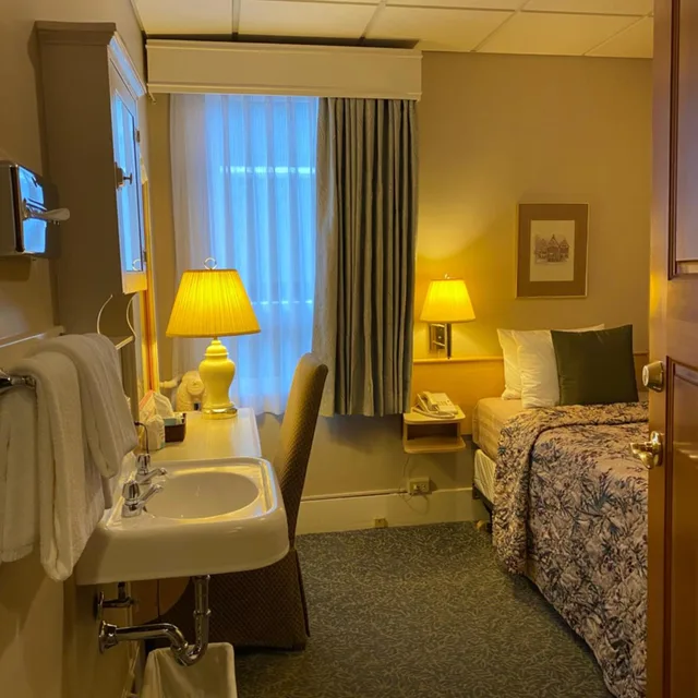 غرفة اقتصادية مفردة بحمام مشترك، Kingston Hotel 8/12