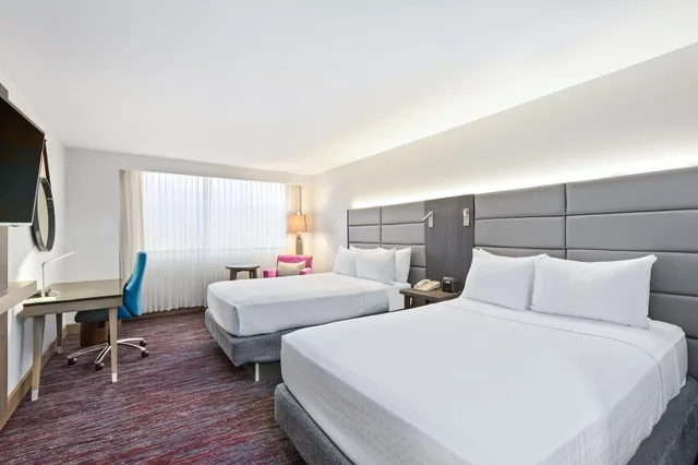 Standard, 2 Double Beds, Lounge Access, Club Floor، Crowne Plaza San Jose La Sabana by IHG 5/11