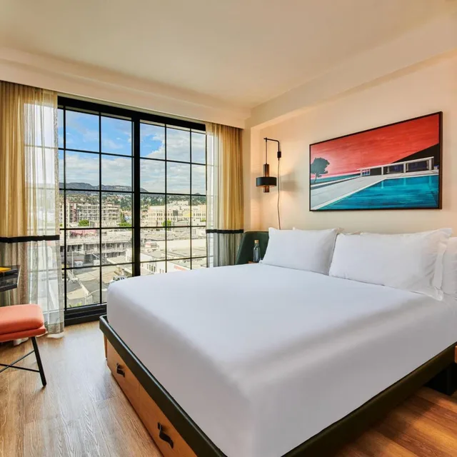 Room, King Bed, Hollywood Hills View، HOLLYWOOD VOLUME, a Tribute Portfolio Hotel 1/2