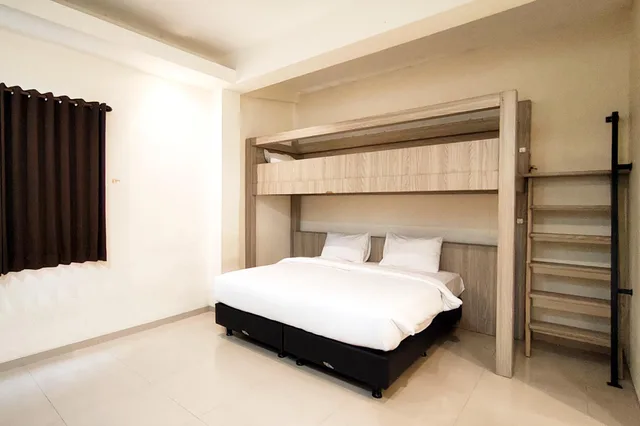 غرفة عائلية بسرير كينج وسرير فردي، Grace Setia Hotel 1/1