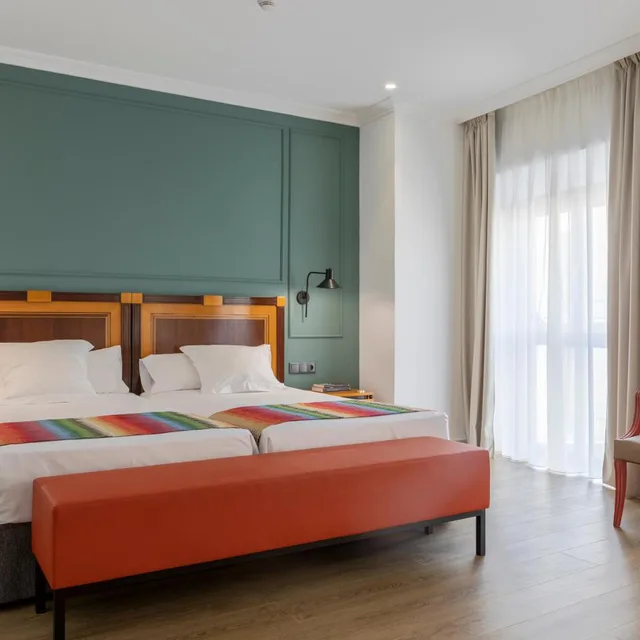 جناح جونيور بسرير فردي، Don Curro Hotel 1/10