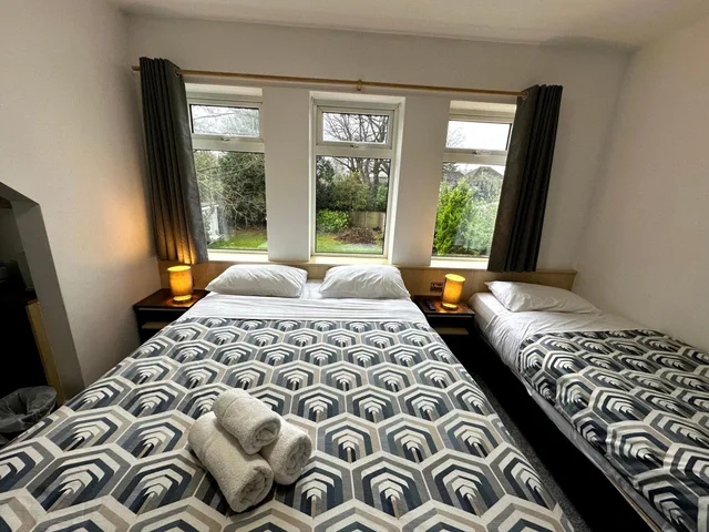 غرفة ثلاثية، Gainsborough Lodge 2/2